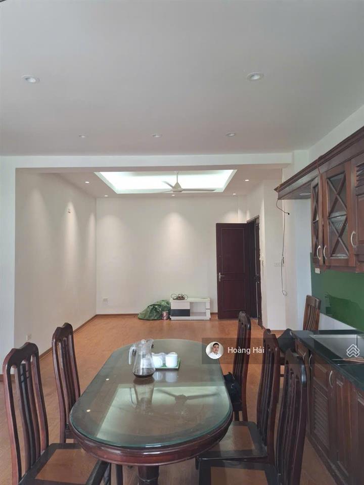Bán chcc việt hưng 100m2 3pn/2wc ban công đông nam cực mát giá 4,9 tỷ