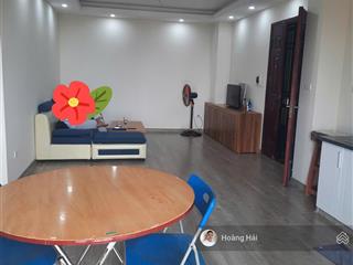 Cho thuê chcc việt hưng 76m 2pn/2wc tầng cao ban công đông nam thoáng mát giá 8tr/th