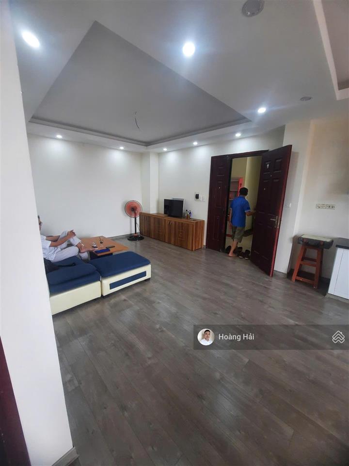 Cho thuê chcc việt hưng 76m², 2pn/2wc, tầng cao, ban công đông nam thoáng mát, giá 8tr/th