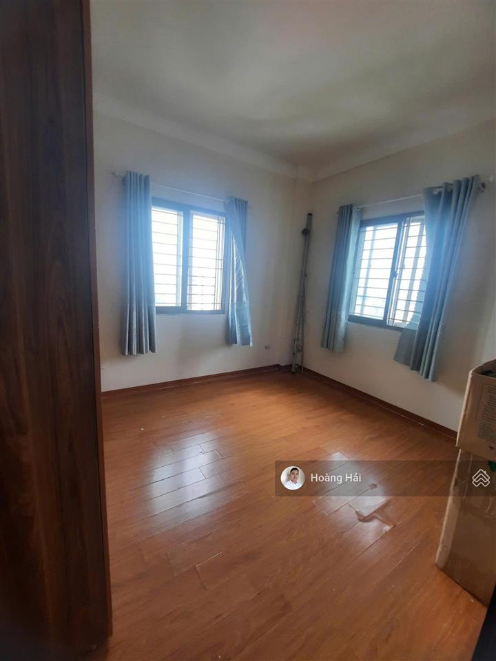 Cho thuê chcc việt hưng 76m², 2pn/2wc, tầng cao, ban công đông nam thoáng mát, giá 8tr/th