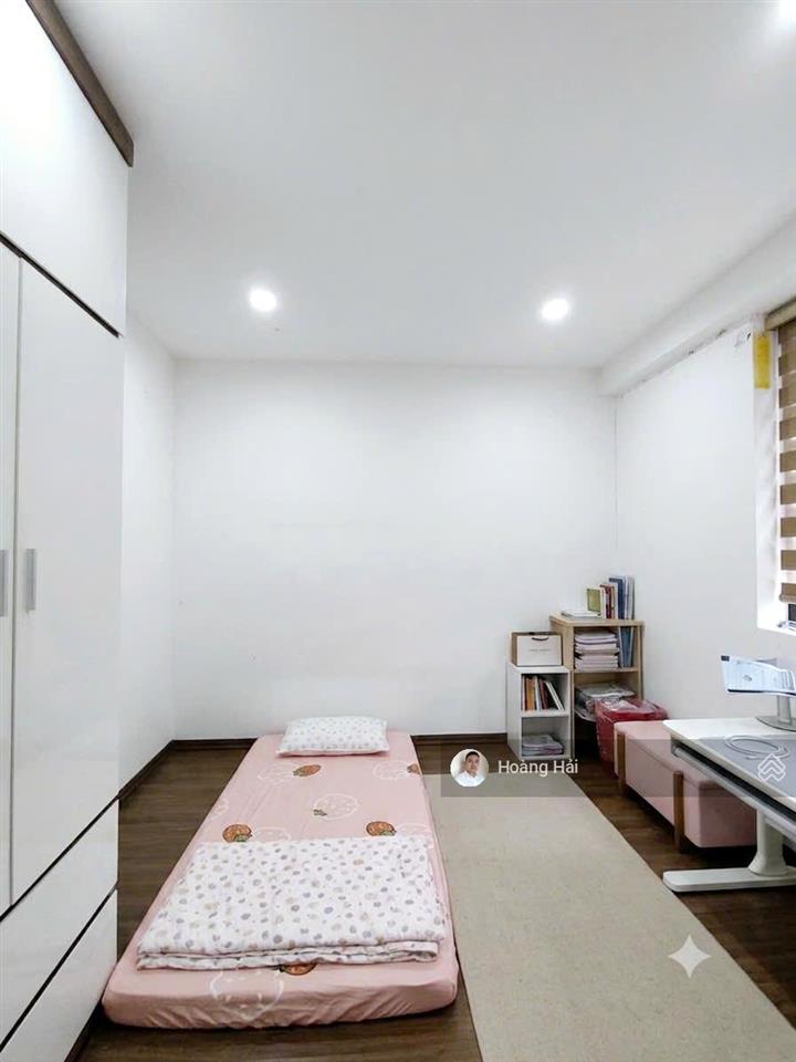 Cực hiếm bán chung cư dự án mới việt hưng 72m 2pn/2wc ban công thoáng sáng giá 5,15 tỷ
