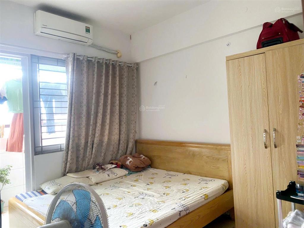 Cho thuê chcc việt hưng 97m2 3pn, 2wc 2 ban công cực thoáng giá chỉ 8tr/th