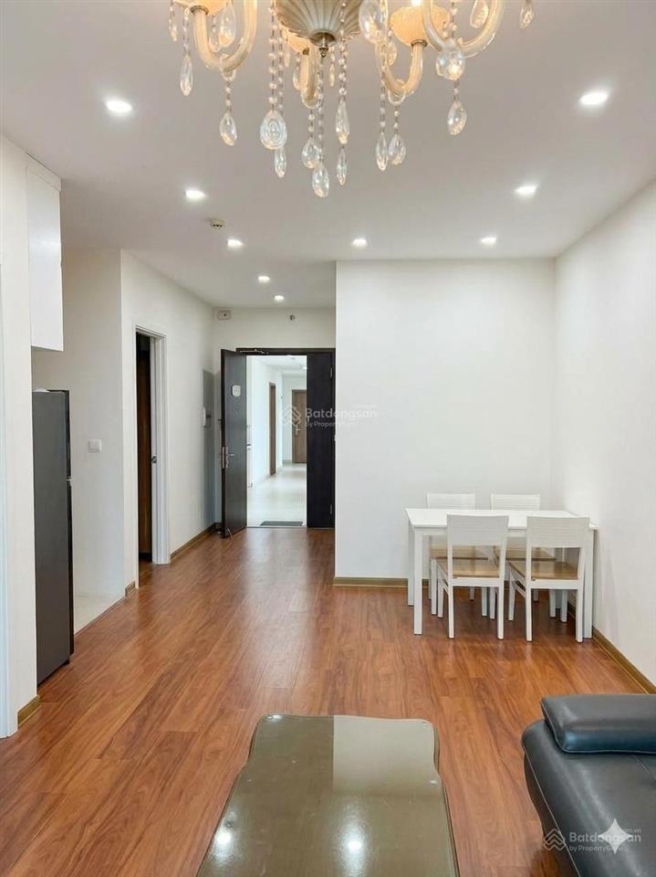 Bán căn hộ 2 phòng ngủ valencia việt hưng giá 4,19 tỷ