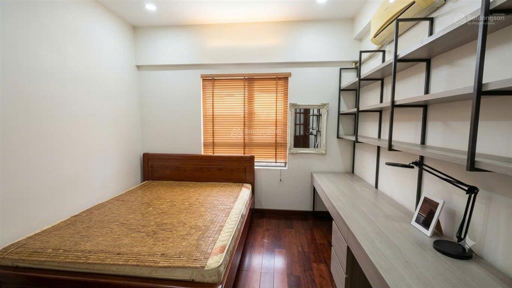 Bán chung cư việt hưng 75m 2 phòng ngủ nhà đẹp thoáng mát chỉ 3,5 tỷ