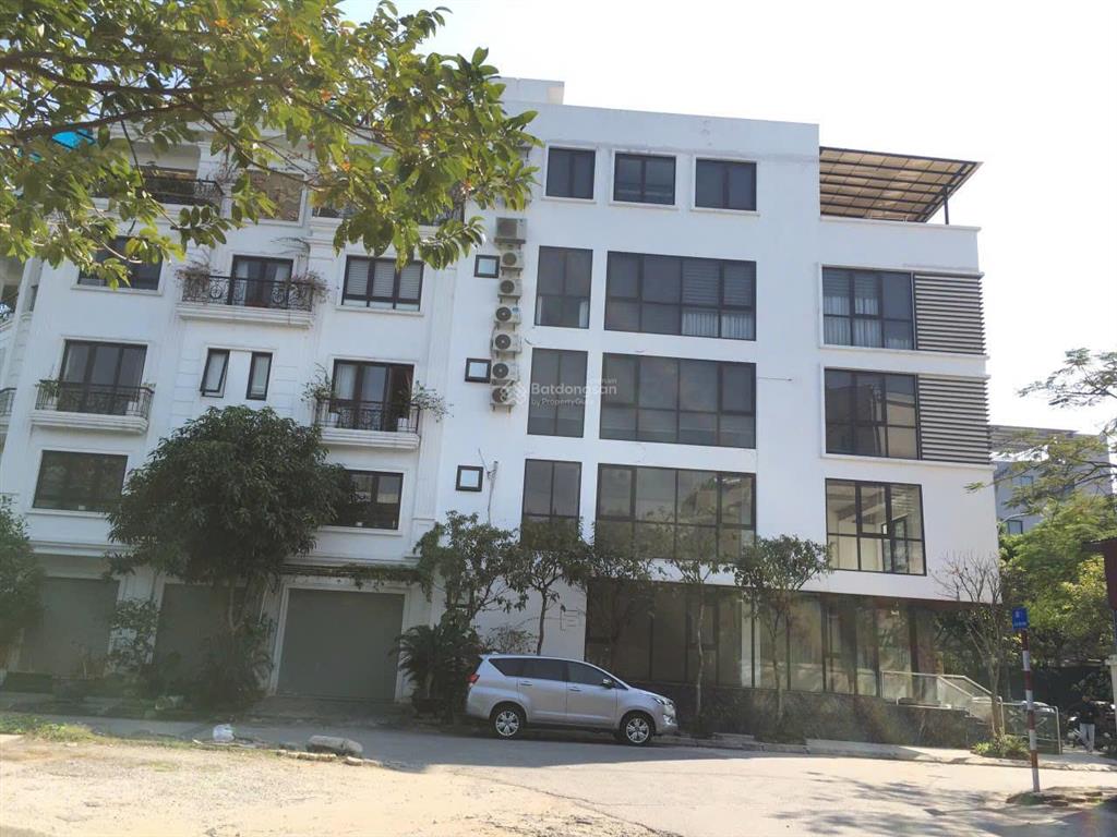 Cho thuê nhà riêng mặt ngõ kinh doanh phố việt hưng, phù hợp vừa ở vừa làm văn phòng, giá 50tr/th