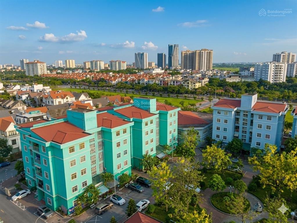 Bán căn hộ chung cư 3pn, 2wc, 75.5m2 tại khu đô thị việt hưng, 3,69 tỷ
