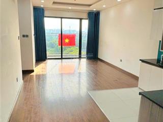 Bán chung cư dự án mới việt hưng 82m 3 phòng ngủ 2wc thoáng mát giá 6.59 tỷ