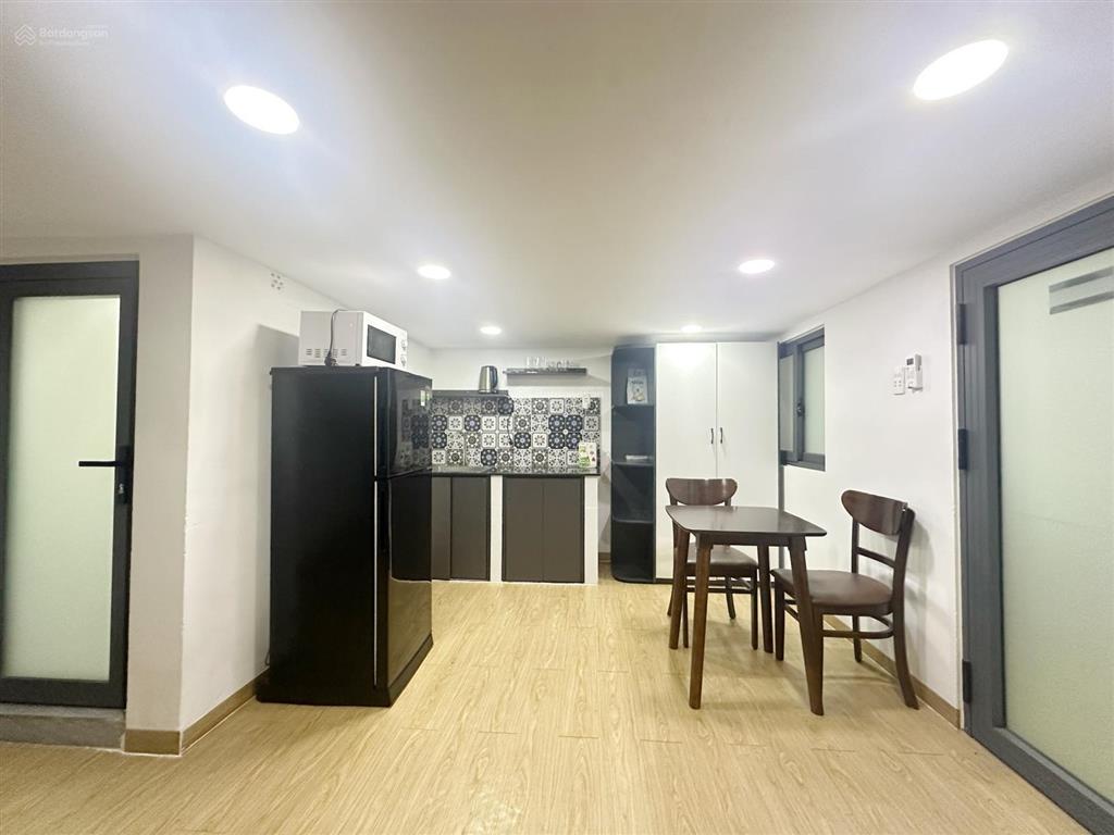 Cho thuê phòng trọ trung tâm quận 1  duplex 2 phòng ngủ  máy lạnh  pccc đã kiểm duyệt