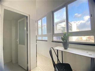 Phòng rộng thoáng mặt tiền gần trung tâm