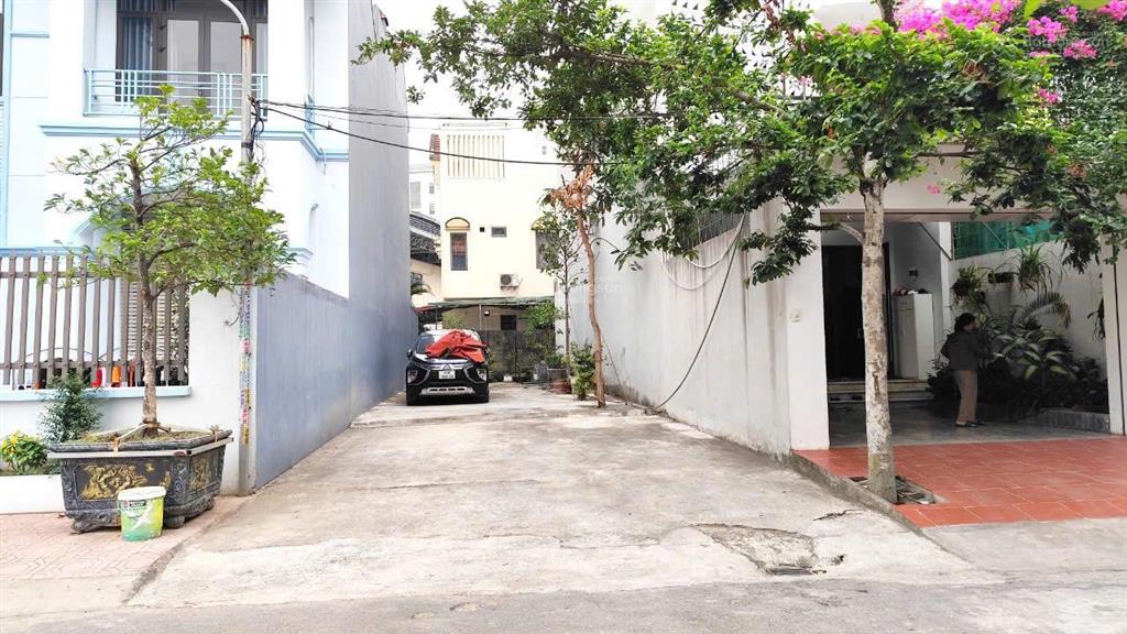 Đất phân lô quán nam  đường 11m  mặt tiền 5.3m  view hồ thoáng mát