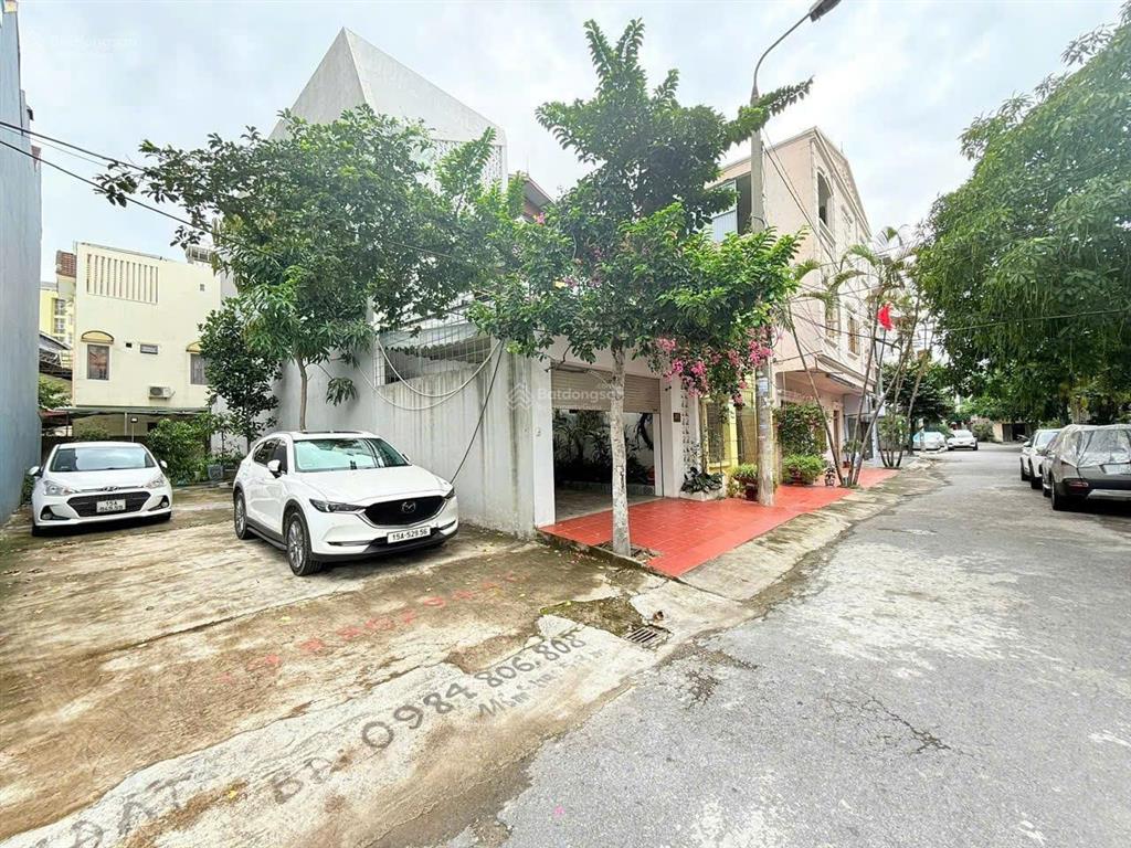 Đất phân lô quán nam  đường 11m  mặt tiền 5.3m  view hồ thoáng mát