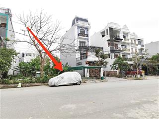 Lô biệt thự mặt đường siêu rộng 30m thư trung  văn cao  200m  giá 16 tỉ