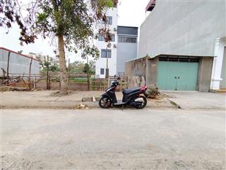 Đất tái định cư trại lẻ  78m2  ngang 4.8m  vỉa hè 3m  giá cực rẻ