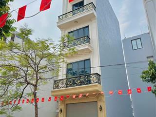 Nhà 5 tầng  phân lô vĩnh niệm  lê chân  40m  đường 12m  full nội thất