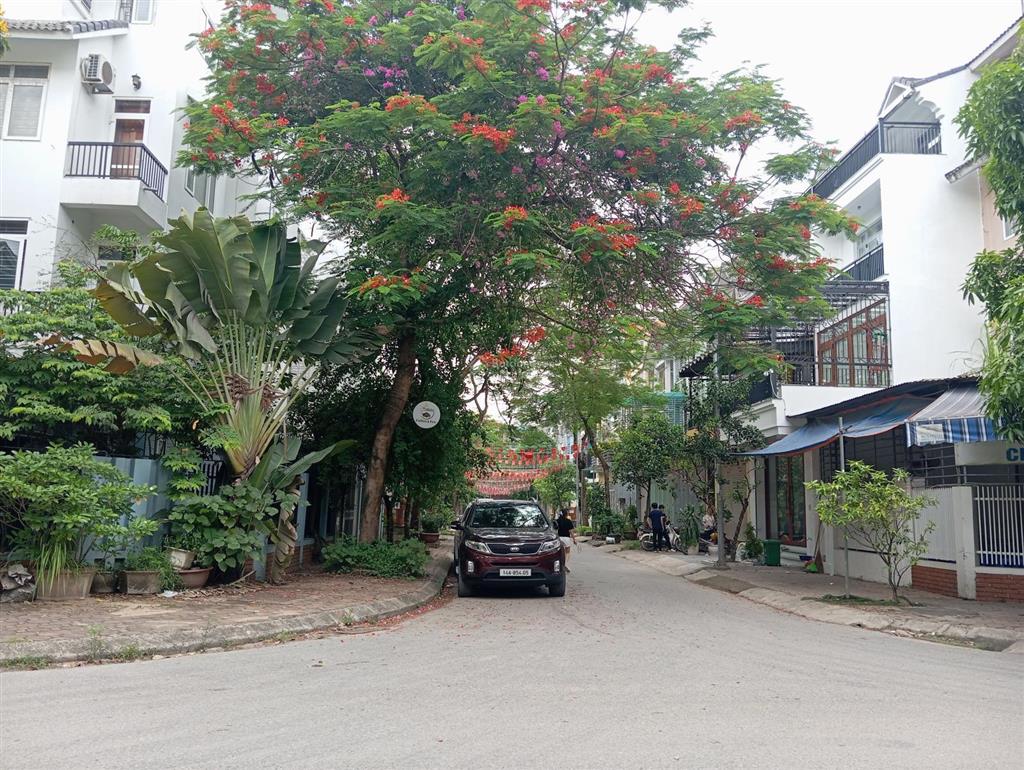 Bán nhà kđt vân canh  view vườn hoa, đầu tư, cho thuê, ở sướng, dt 100 m2, mt 5m, giá 16.8 tỷ