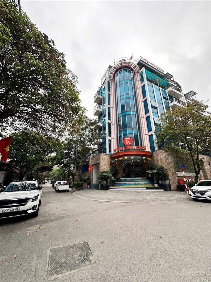 Bán gấp đất tái định cư phú diễn 8.5 ha, đầu tư, văn phòng, căn hộ dv. dt 123 m, giá 275 tr/m