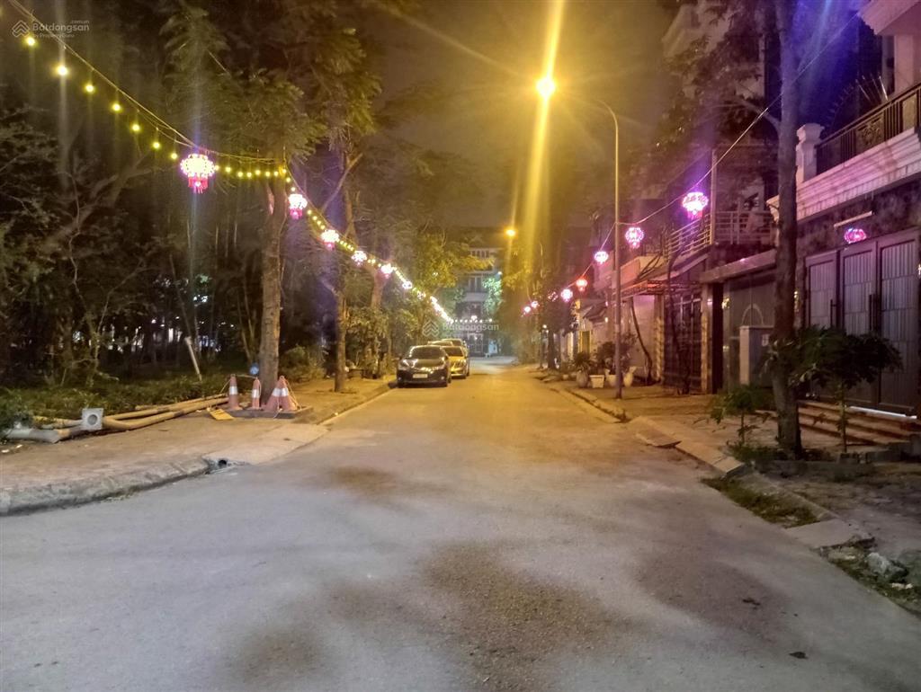 Bán gấp lk đô thị hud vân canh hoài đức, đầu tư, cho thuê, văn phòng,, dt 110 m, mt 5m, giá 141tr/m