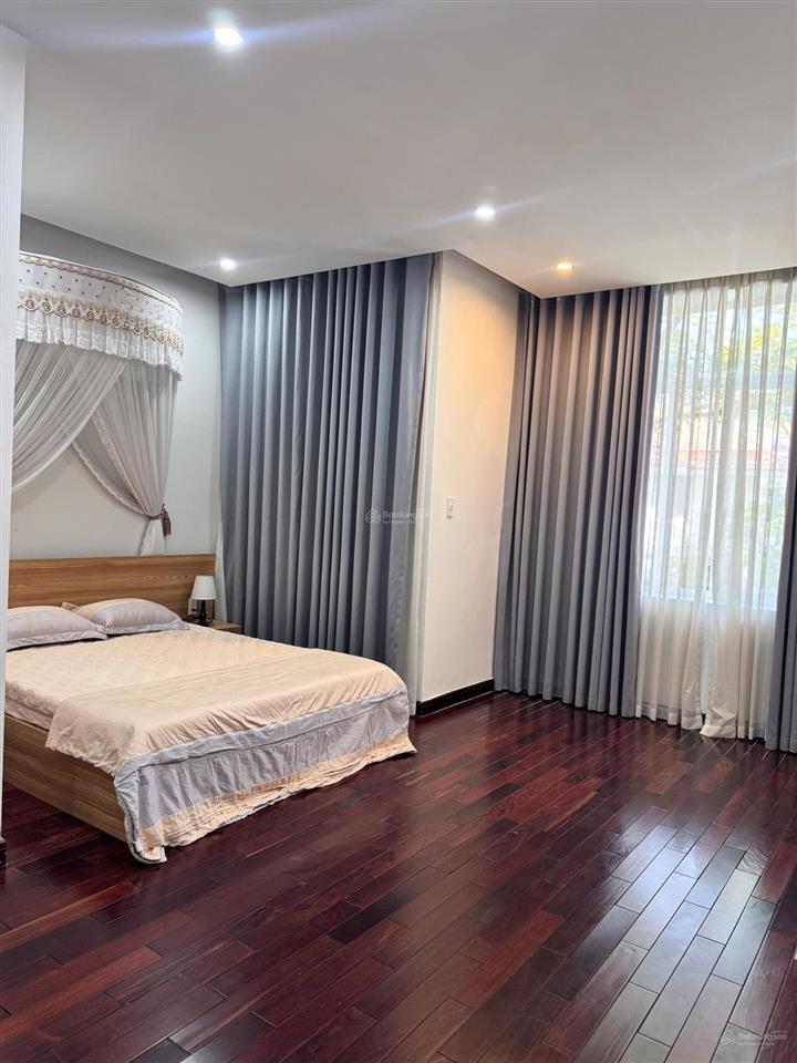 Cho thuê nhà liền kề euro villa  3 tầng  4pn và 4 wc