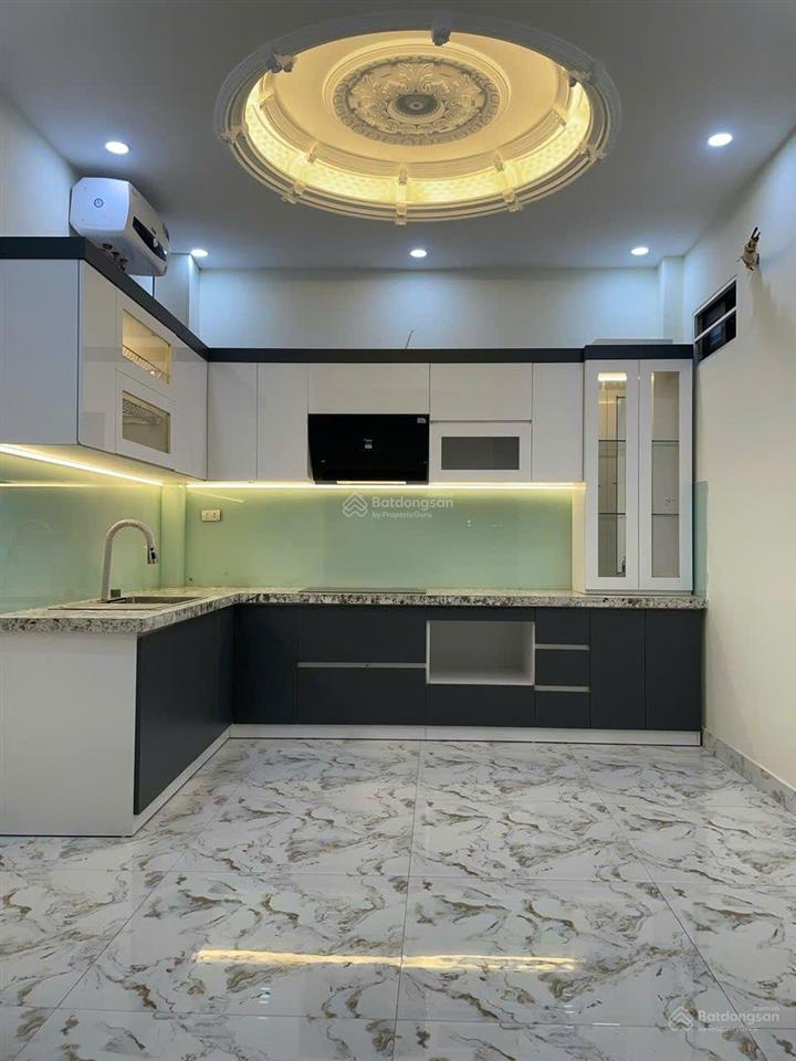 Nhà 50m2 xây mới 5 tầng, gara ô tô ở ngõ 117 khu hàng không nguyễn sơn, long biên, hà nội 20.5 tỷ