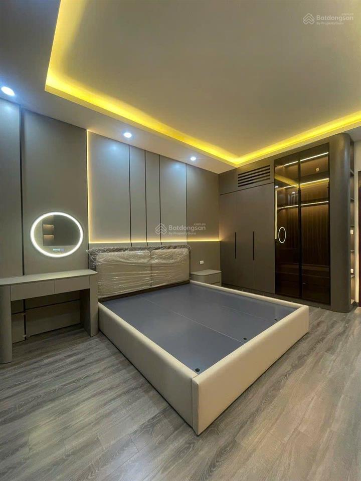Nhà 50m2 xây mới 5 tầng, gara ô tô ở ngõ 117 khu hàng không nguyễn sơn, long biên, hà nội 20.5 tỷ