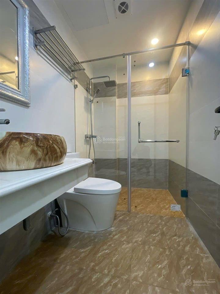 Nhà 50m2 xây mới 5 tầng, gara ô tô ở ngõ 117 khu hàng không nguyễn sơn, long biên, hà nội 20.5 tỷ