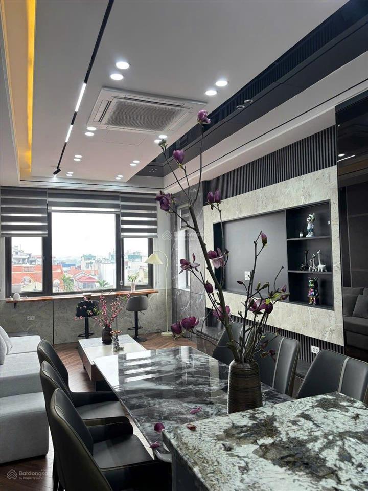 Nhà 46m xây 7 tầng, thang máy, gara ô tô full nội thất ở gia thụy, n văn cừ, long biên, hn 19.5 tỷ