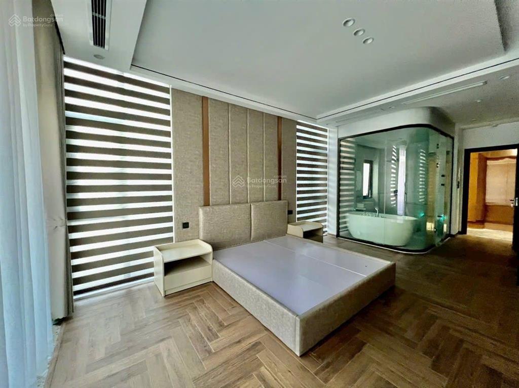 Nhà 46/50m2 xây 6t, thang máy, full nội thất đường 12m ở tái định cư ngọc thụy, bồ đề, hn 24.6 tỷ