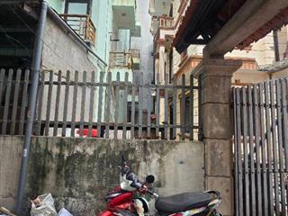 Bán đất đại đồng 51M ngõ thông gần phố hoàng mai