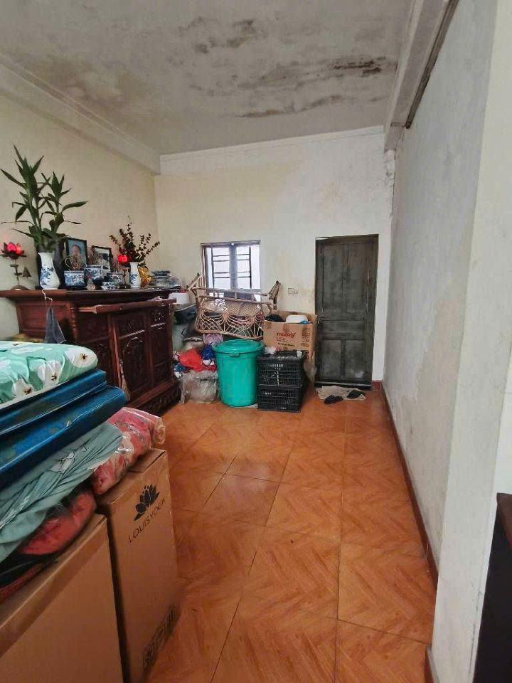 Mua 1 được 2 bán nhà phố 8 tháng 3 4 tầng dân xây ngõ thông hai bà trưng
