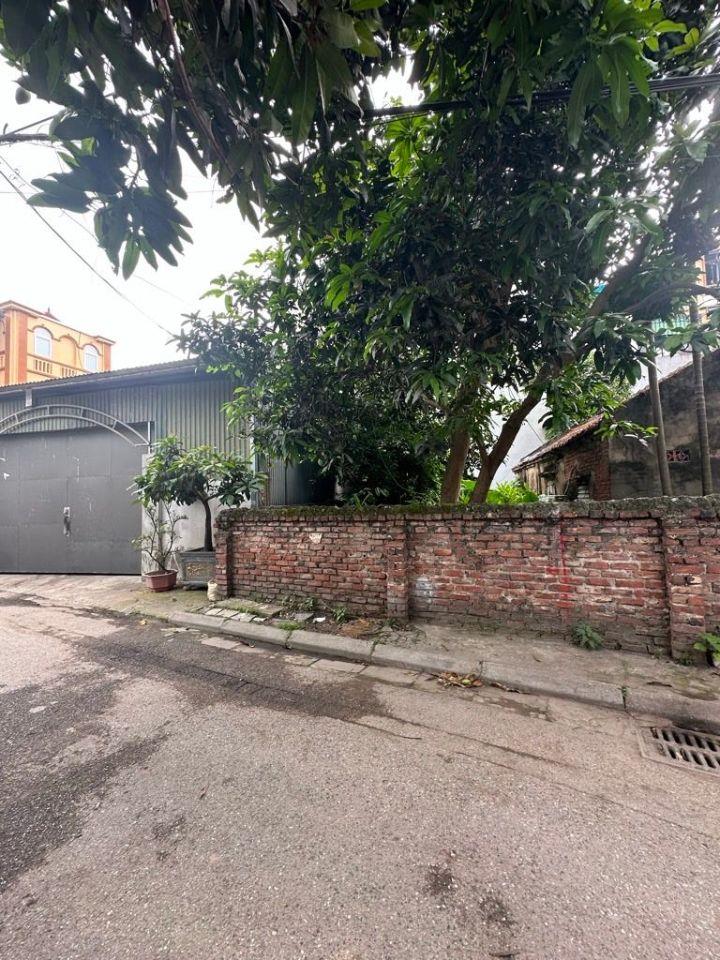 Bán đất ngọc trì thạch bàn cổ linh 65M 2 ô tô tránh vào đất sát phố long biên