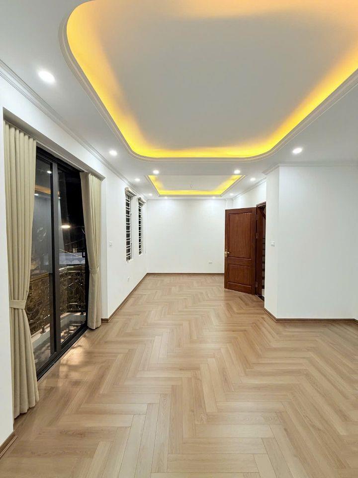 Bán nhà minh khai 6 tầng thang máy long lanh lô góc 3 ô tô tránh kinh doanh hai bà trưng