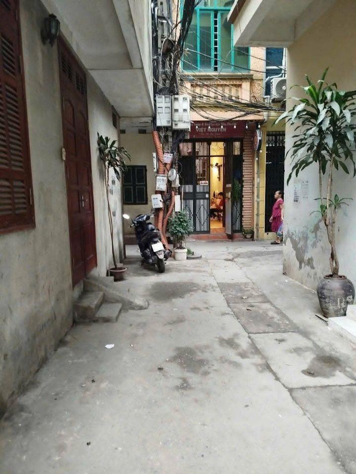 Bán đất ngõ chợ khâm thiên 40M đống đa
