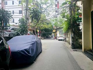 Bán đất lạc long quân, gần phân lô bộ giáo dục, dt 96m, mặt tiền rộng 9.3m, 2 đầu ngõ ô tô