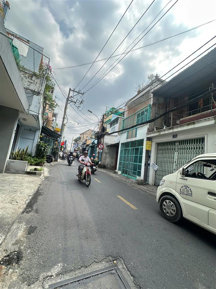 Bán nhà 4 tầng (4x15m) mặt tiền hồng lạc, ngay khu chợ vải, p.10, quận tân bình