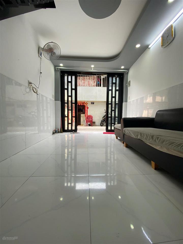 Bán nhà 3 tầng hẻm đội cung, p. 11, quận 11, gần đường lớn, gần vòng xoay lê đại hành, 3.55 tỷ