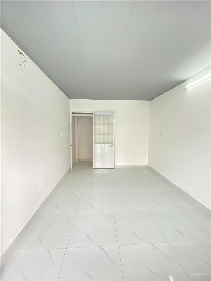 Bán nhà 3 tầng hẻm đội cung, p. 11, quận 11, gần đường lớn, gần vòng xoay lê đại hành, 3.55 tỷ