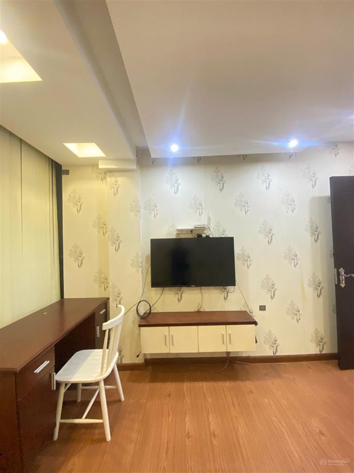 Bán nhà 5 tầng mới đầy đủ nội thất, hẻm hoà hưng, p.13, quận 10