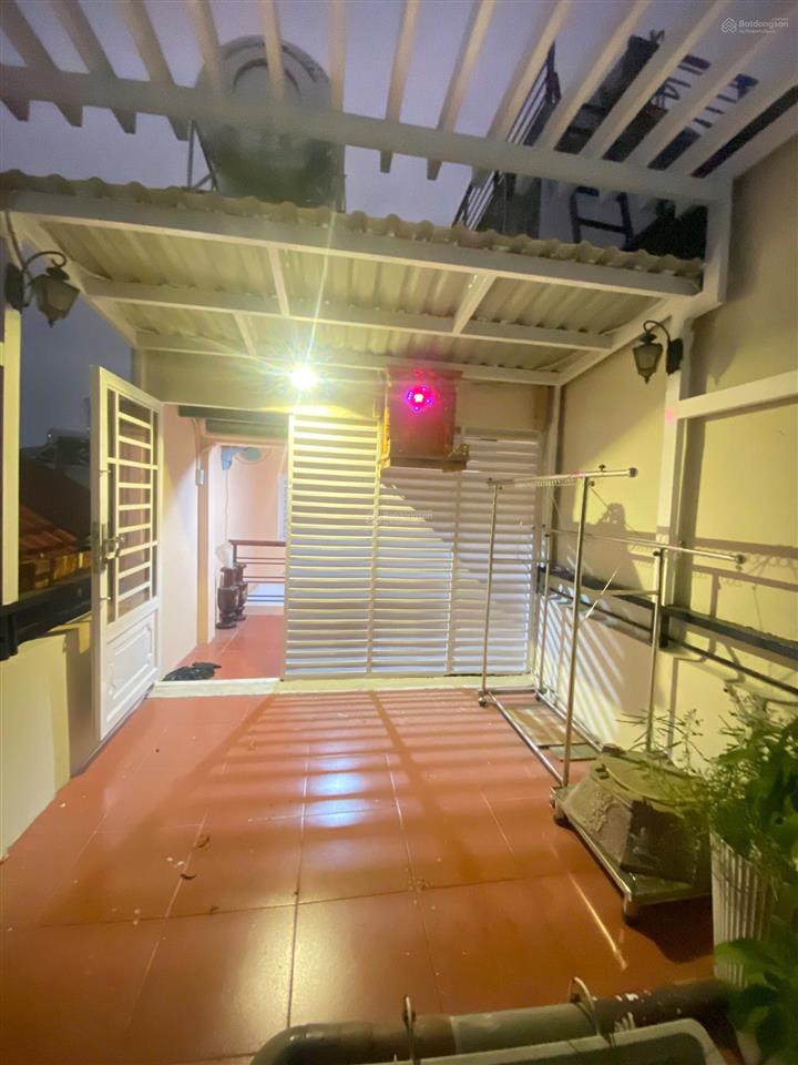 Bán nhà 5 tầng mới đầy đủ nội thất, hẻm hoà hưng, p.13, quận 10