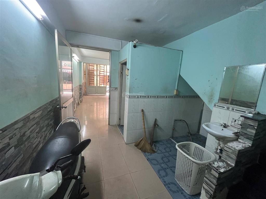 Bán nhà mặt tiền nối dài thái phiên, p. 2, quận 11, thông ra đ3/2, giáp quận 10, giá 6.47 tỷ/tl