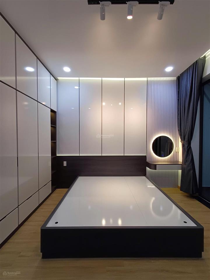 Bán nhà 4 tầng mới (4mx13.4m), góc 2mt đường tô hiệu, quận tân phú, gần cv đầm sen
