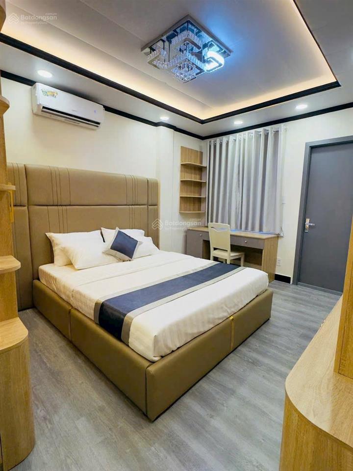 Bán nhà mới ở liền (16mx6m), đường tứ hải, p.6, tân bình, gần cv lê thị riêng, giáp quận 10