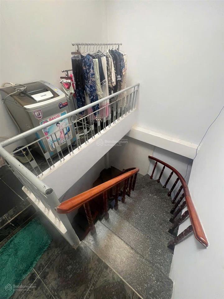 Bán nhà 3 tầng (5.8x8.5m), hẻm số 2 thiên phước, p.9, tân bình, giáp quận 10
