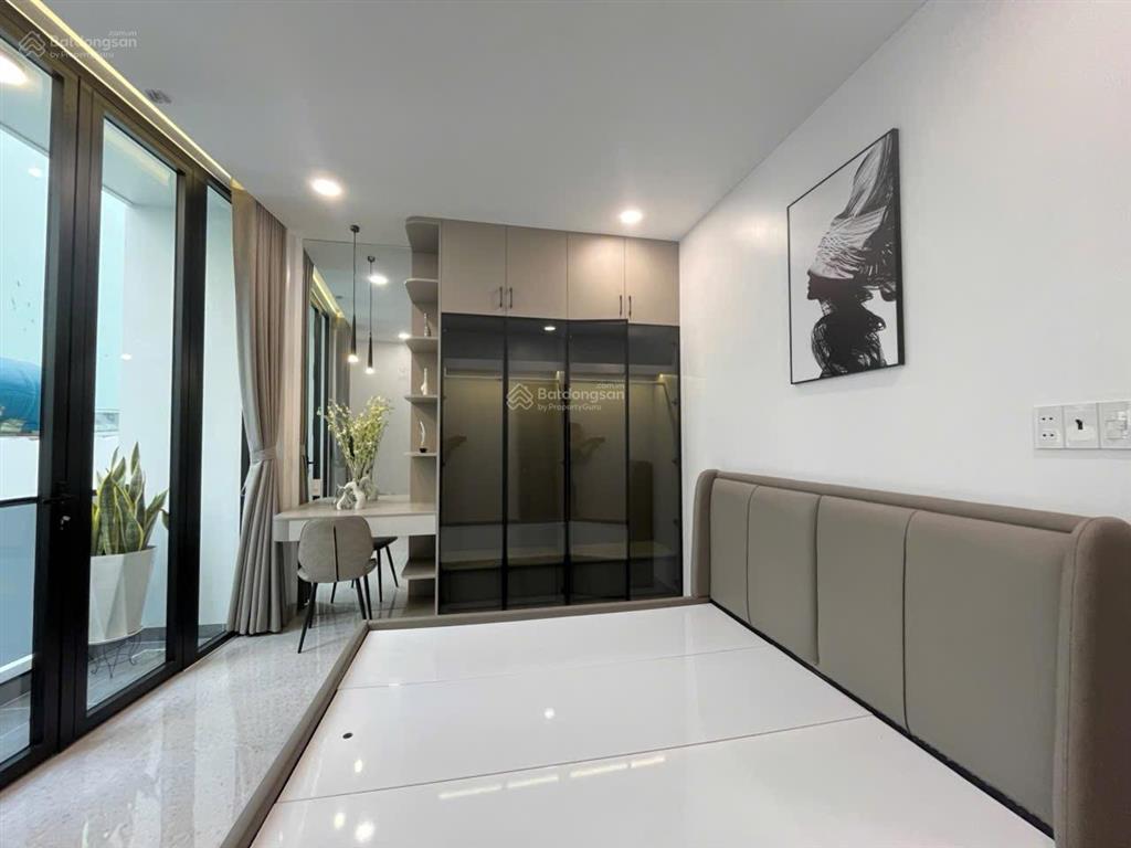 Bán nhà 4 tầng mới, hẻm 5m âu cơ, p. 9, tân bình, đầy đủ nội thất, có thang máy!