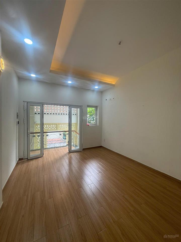 Cho thuê căn góc 2mt khu cư xá lữ gia, p.15, quận 11, dt 5.5x16m, 5 tầng mới