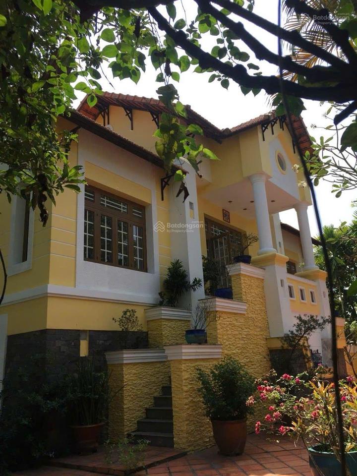 Bán biệt thự vườn xã nhuận đức . diện tích hơn 4 000 m2 giá ngộp
