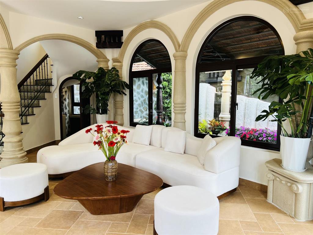 Villa pháp mới hoàn thiện sang trọng đẳng cấp tại trung tâm đà lạt