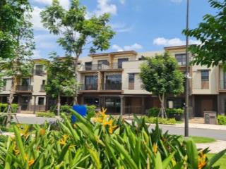 Nhà phố izumi city nhà sẵn kèm sổ hồng riêng. mặt tiền rộng 6m, chỉ 6,9 tỷ.  0978 469 ***