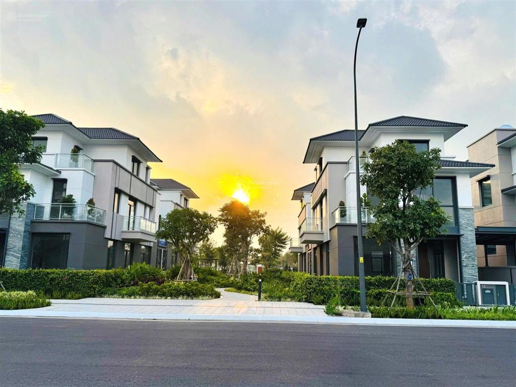 Biệt thự đơn lập gladia căn nội khu hướng đông nam, giá tốt.  0978 469 ***