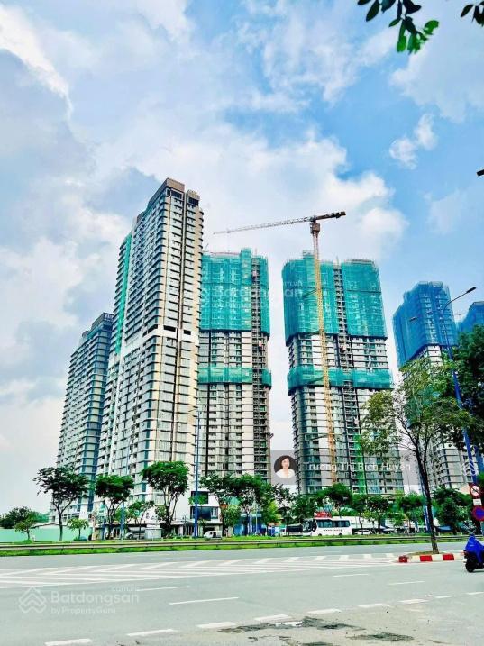 Eaton park cắt lỗ 1,38 tỷ. 2pn tháp a3 view sông