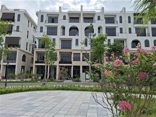 Chính chủ cần bán căn shophouse mặt hồ công viên 120m sổ sẵn vaquarius tháng 07/2026